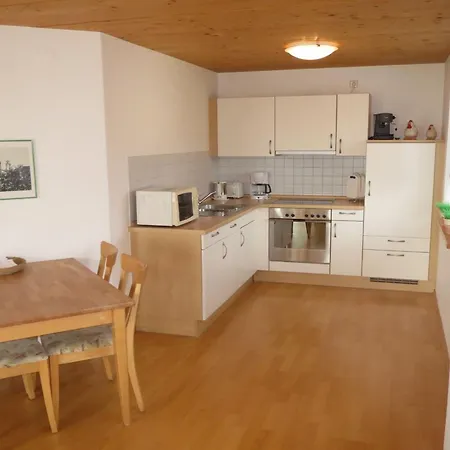 Gaestehaus Frohe Aussicht بيت ضيافة 3*