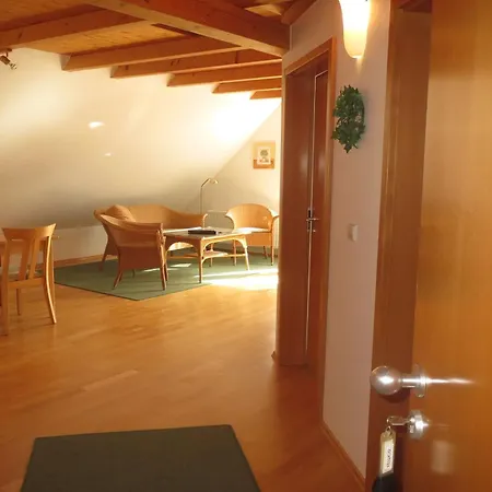 بيت ضيافة Gaestehaus Frohe Aussicht كريسبرون ام بوندنس