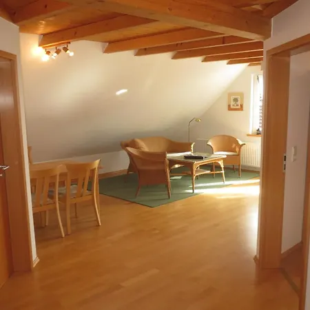 Gastehaus Frohe Aussicht 3* Кресброн