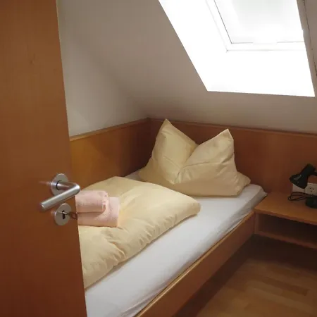Gaestehaus Frohe Aussicht 3* كريسبرون ام بوندنس