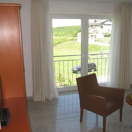 Gaestehaus Frohe Aussicht 3*