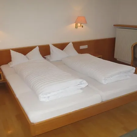 Gaestehaus Frohe Aussicht كريسبرون ام بوندنس