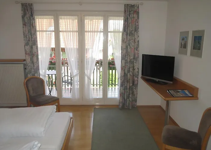 Gaestehaus Frohe Aussicht Casa de hóspedes 3*